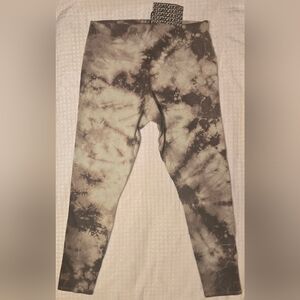Groceries Apparel Non-Toxic Vegetable Dyed Leggings Size Large Brown Tie Dye NWT